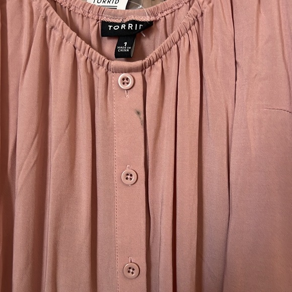 Torrid Challis Cold Shoulder Top - Picture 6 of 10